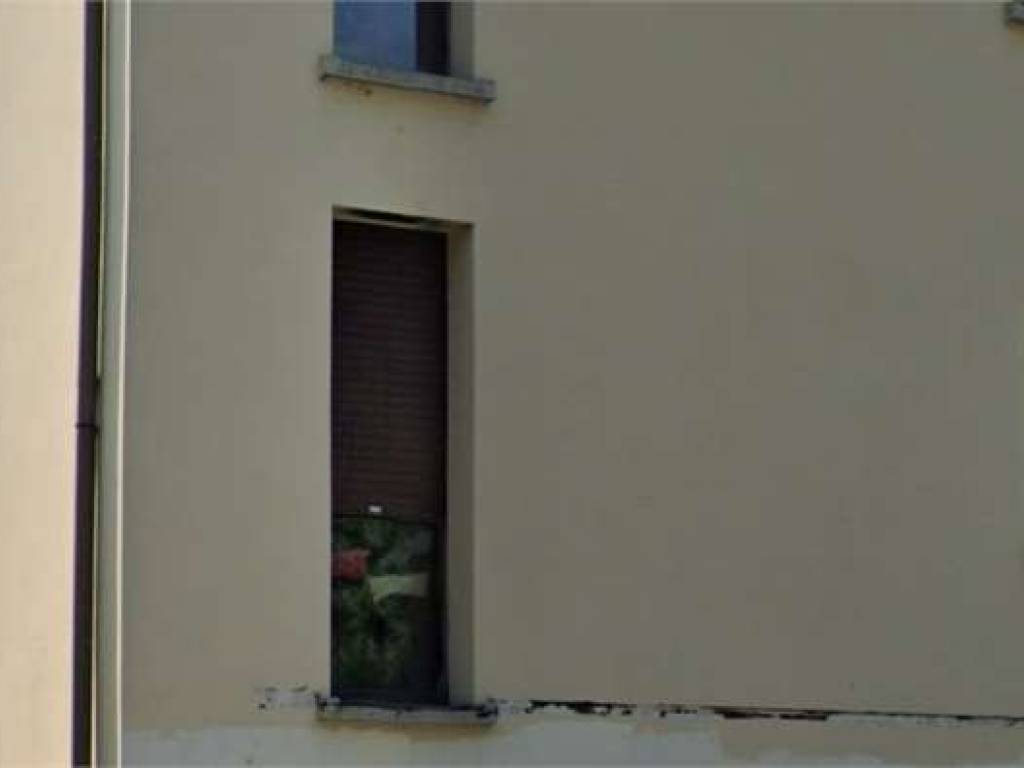 casa indipendente in vendita a Reggio nell'Emilia in zona Città Storica