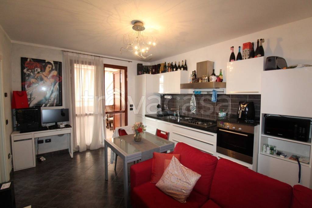 appartamento in vendita a Reggio nell'Emilia in zona Carrozzone