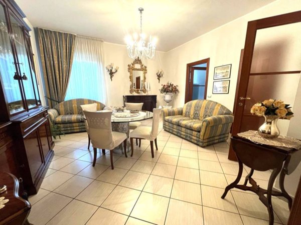 appartamento in vendita a Reggio nell'Emilia in zona Mirabello