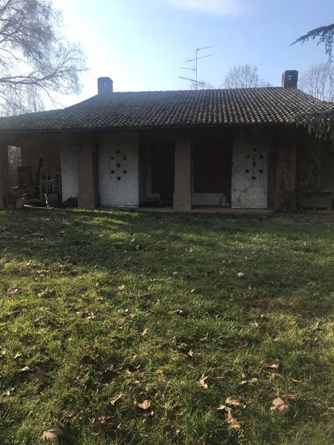 casa indipendente in vendita a Reggio nell'Emilia in zona Rivalta