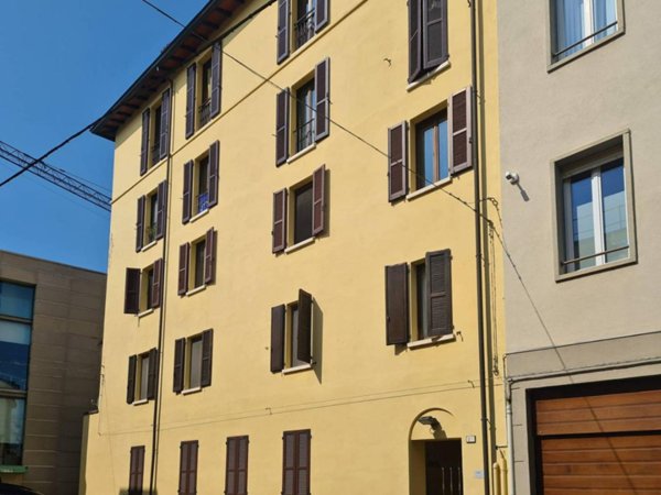 appartamento in vendita a Reggio nell'Emilia in zona Città Storica