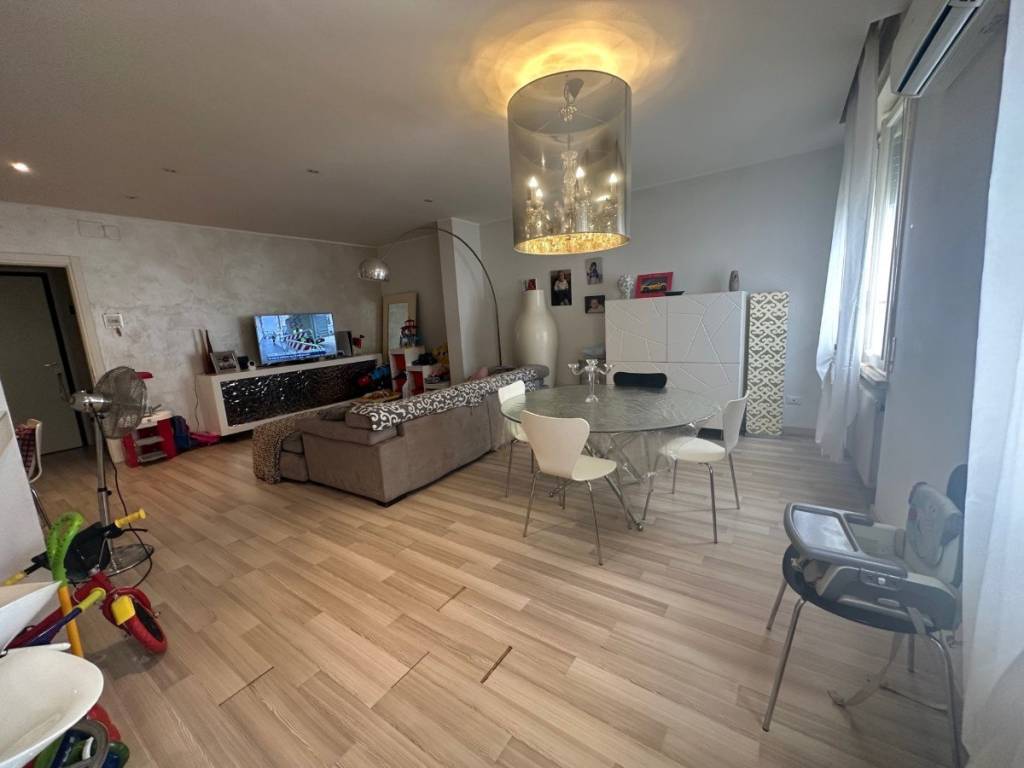 appartamento in vendita a Reggio nell'Emilia