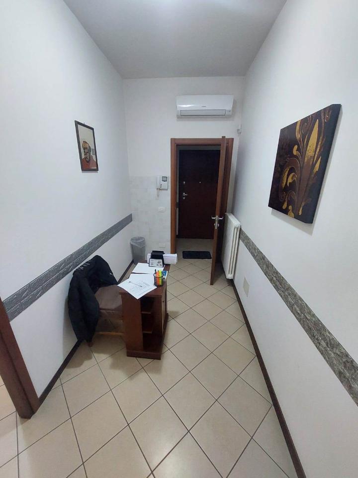 appartamento in vendita a Reggio nell'Emilia in zona Città Storica