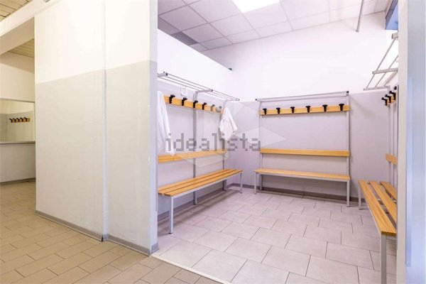 ufficio in vendita a Reggio nell'Emilia in zona Premuda