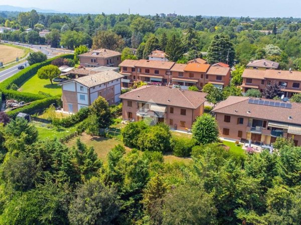 appartamento a Reggio nell'Emilia in zona San Pellegrino / Villa Canali