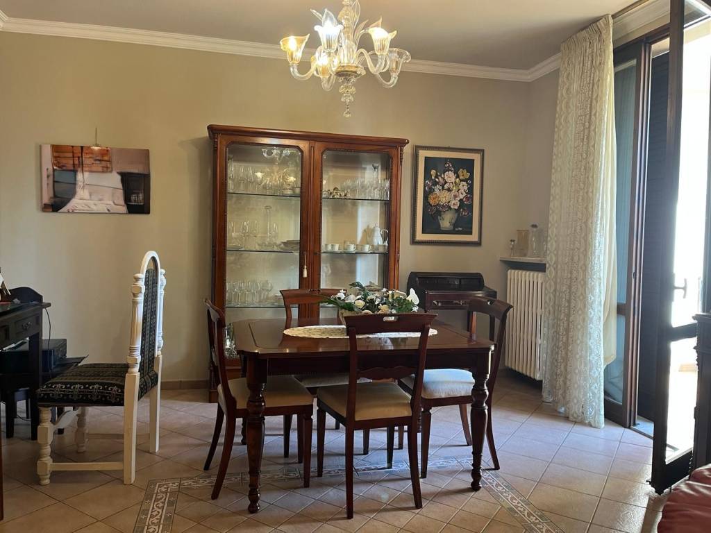 casa indipendente in vendita a Reggio nell'Emilia in zona Baragalla