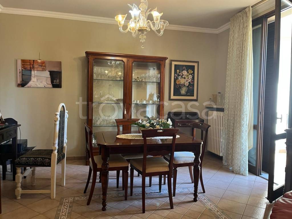 casa indipendente in vendita a Reggio nell'Emilia in zona Baragalla