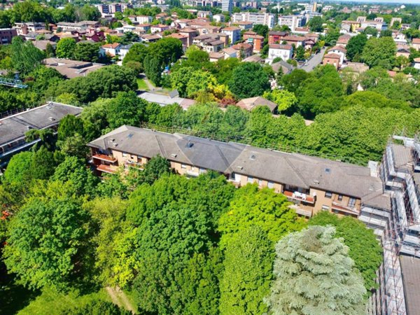 appartamento in vendita a Reggio nell'Emilia in zona Città Storica