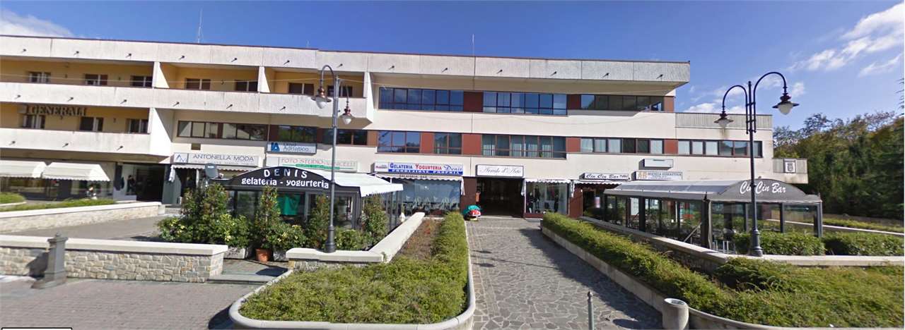 negozio in vendita a Reggio nell'Emilia