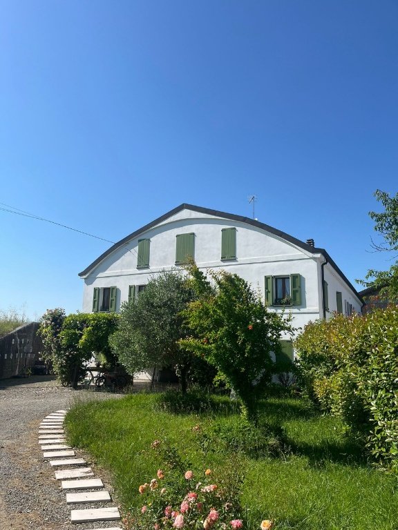 casa indipendente in vendita a Reggio nell'Emilia in zona Roncocesi