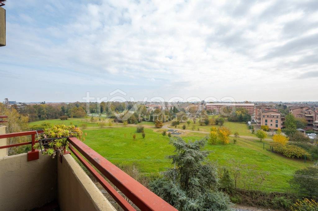 appartamento in vendita a Reggio nell'Emilia in zona Ospizio