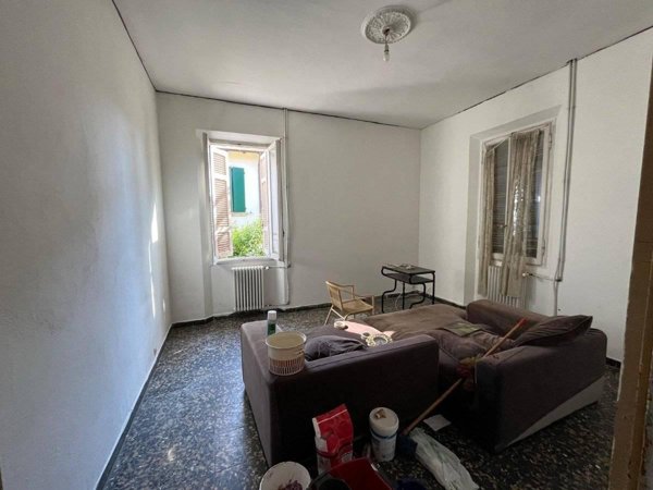 casa indipendente in vendita a Reggio nell'Emilia in zona Città Storica