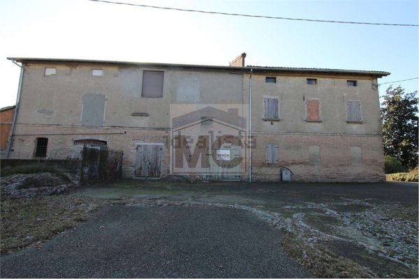 terreno edificabile in vendita a Reggio nell'Emilia in zona Marmirolo