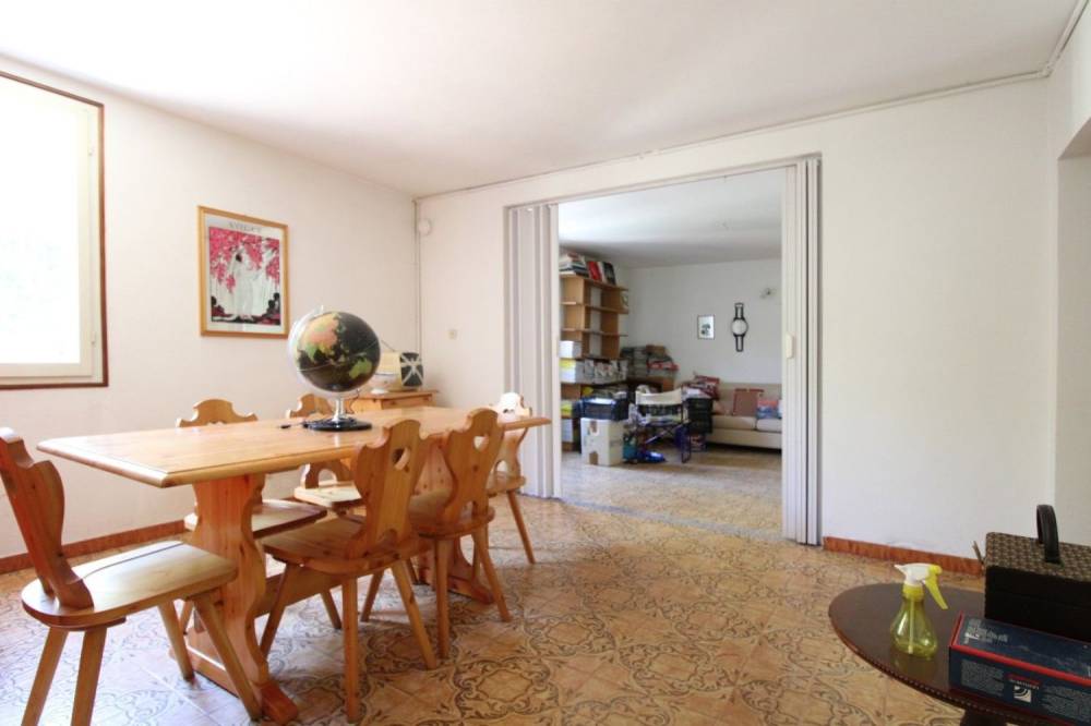 casa indipendente in vendita a Reggio nell'Emilia in zona Città Storica