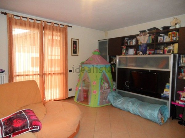 casa indipendente in vendita a Reggio nell'Emilia