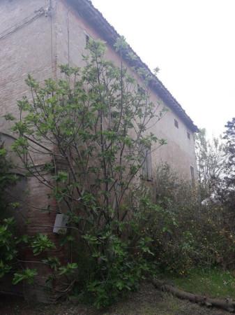 casa indipendente in vendita a Reggio nell'Emilia in zona Città Storica