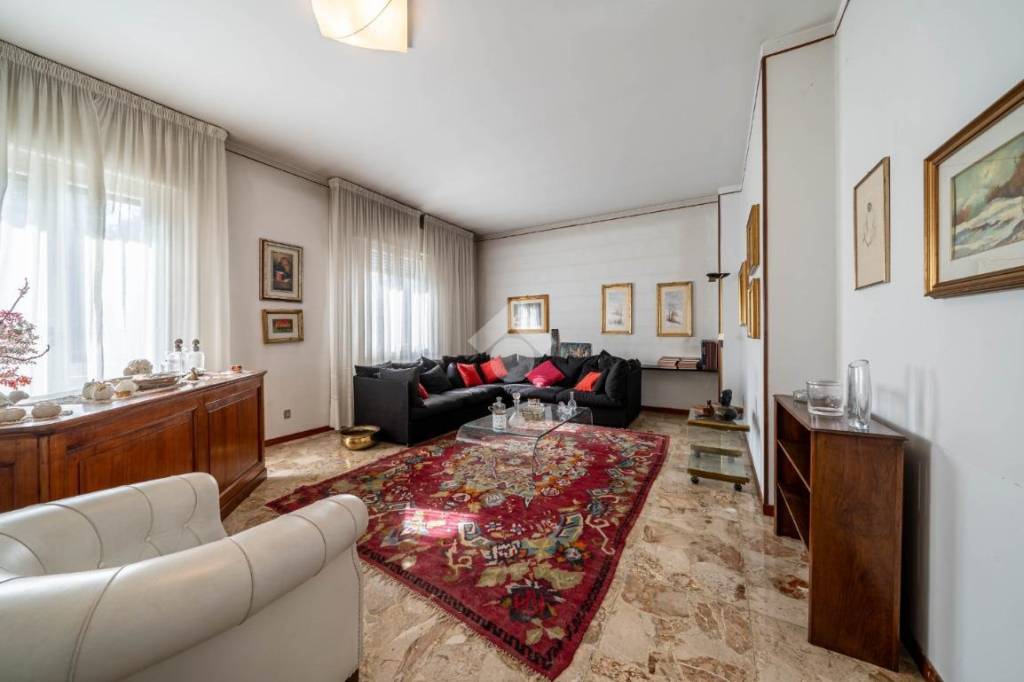 appartamento in vendita a Reggio nell'Emilia in zona San Maurizio