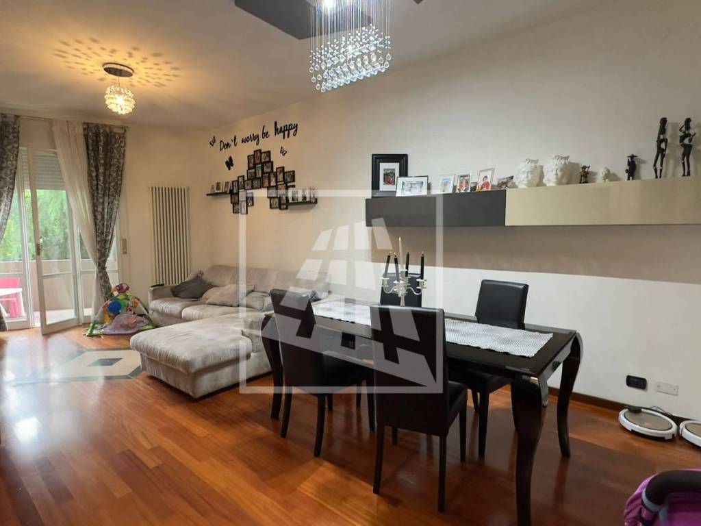 appartamento in vendita a Reggio nell'Emilia