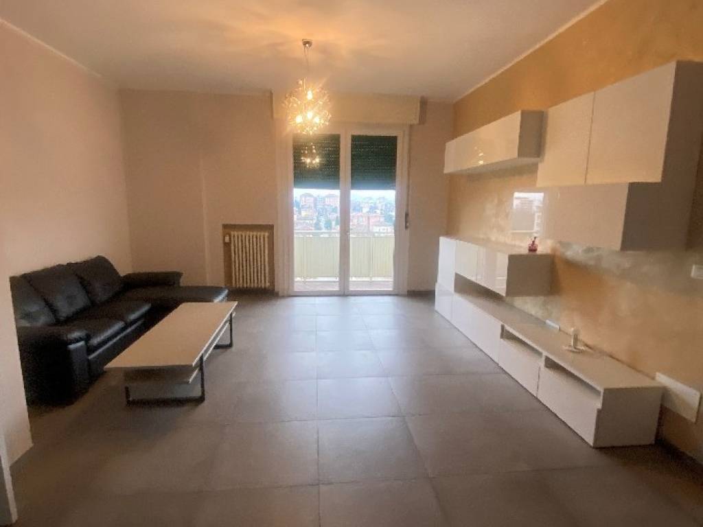 appartamento in vendita a Reggio nell'Emilia in zona Ospizio