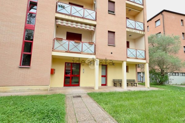 appartamento in vendita a Reggio nell'Emilia in zona Sesso