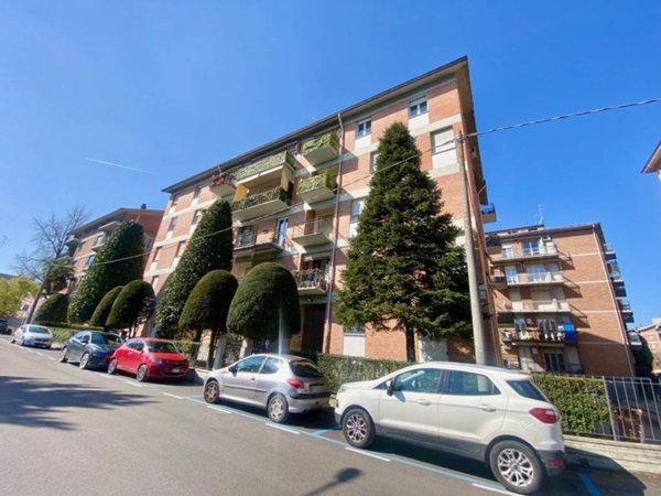 appartamento in vendita a Reggio nell'Emilia in zona Città Storica