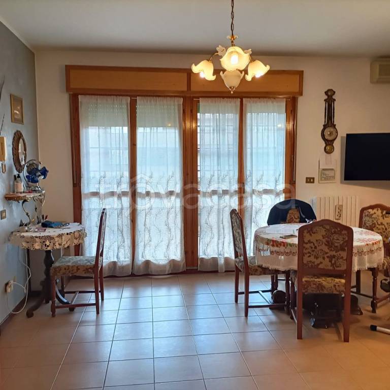 appartamento in vendita a Reggio nell'Emilia in zona Pieve Modolena