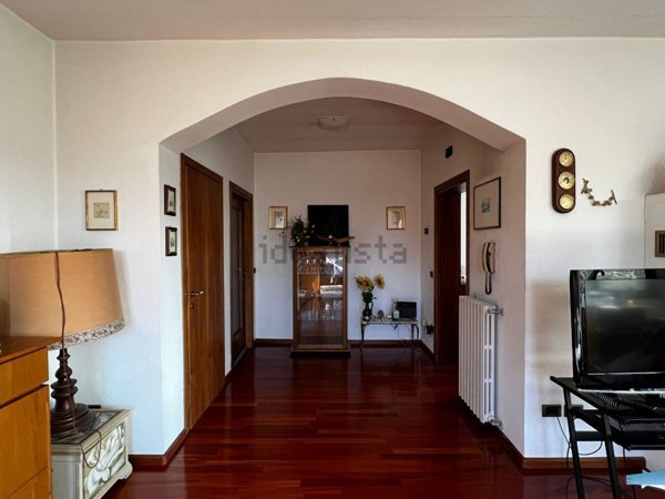 casa indipendente in vendita a Reggio nell'Emilia in zona Coviolo