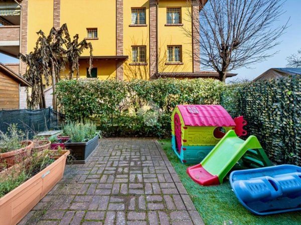 appartamento in vendita a Reggio nell'Emilia in zona Sesso