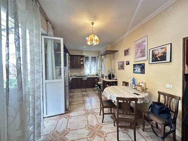 appartamento in vendita a Reggio nell'Emilia in zona Mirabello