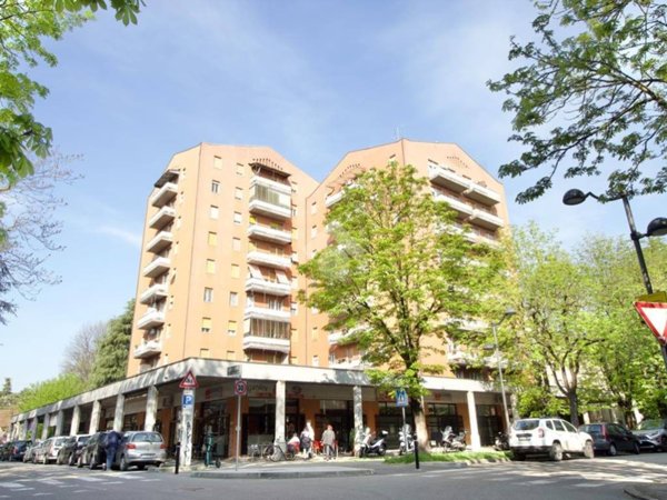 appartamento in vendita a Reggio nell'Emilia in zona Città Storica