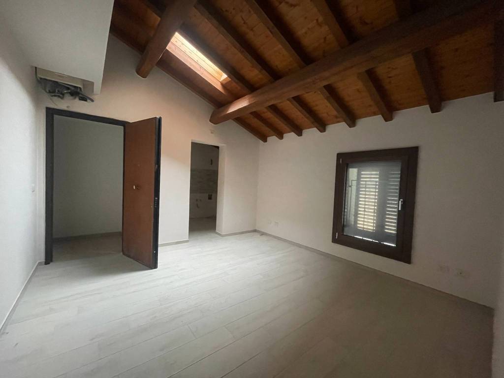 appartamento in vendita a Reggio nell'Emilia in zona San Prospero Strinati