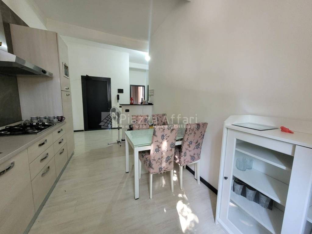 appartamento in vendita a Reggio nell'Emilia in zona Città Storica