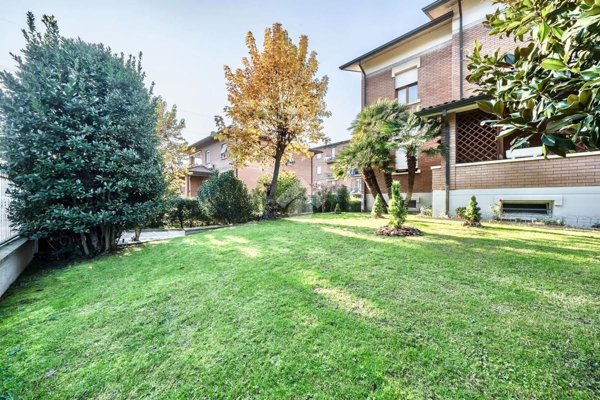 appartamento in vendita a Reggio nell'Emilia in zona Orologio