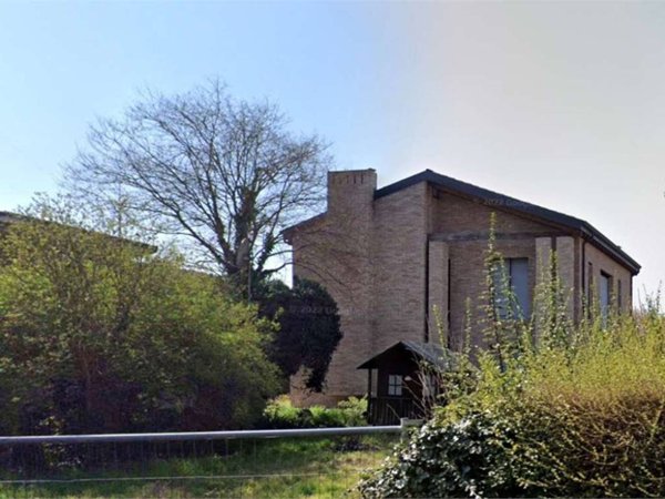 casa indipendente in vendita a Reggio nell'Emilia