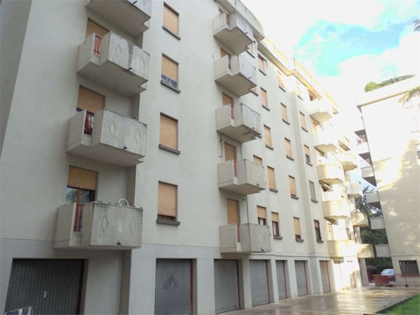 appartamento in vendita a Reggio nell'Emilia in zona Tribunale