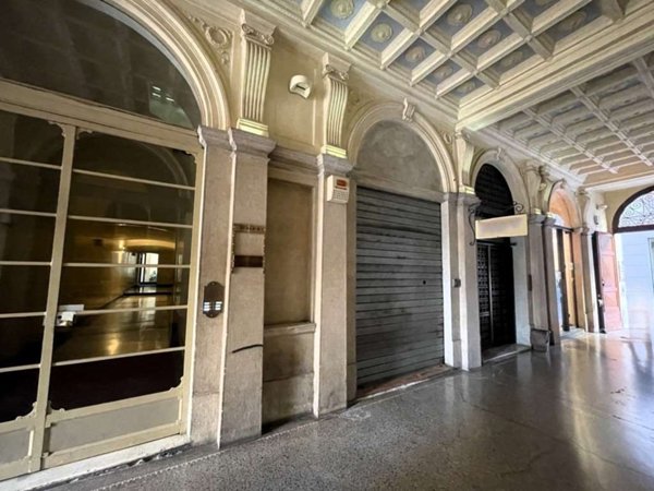appartamento in vendita a Reggio nell'Emilia in zona Tribunale