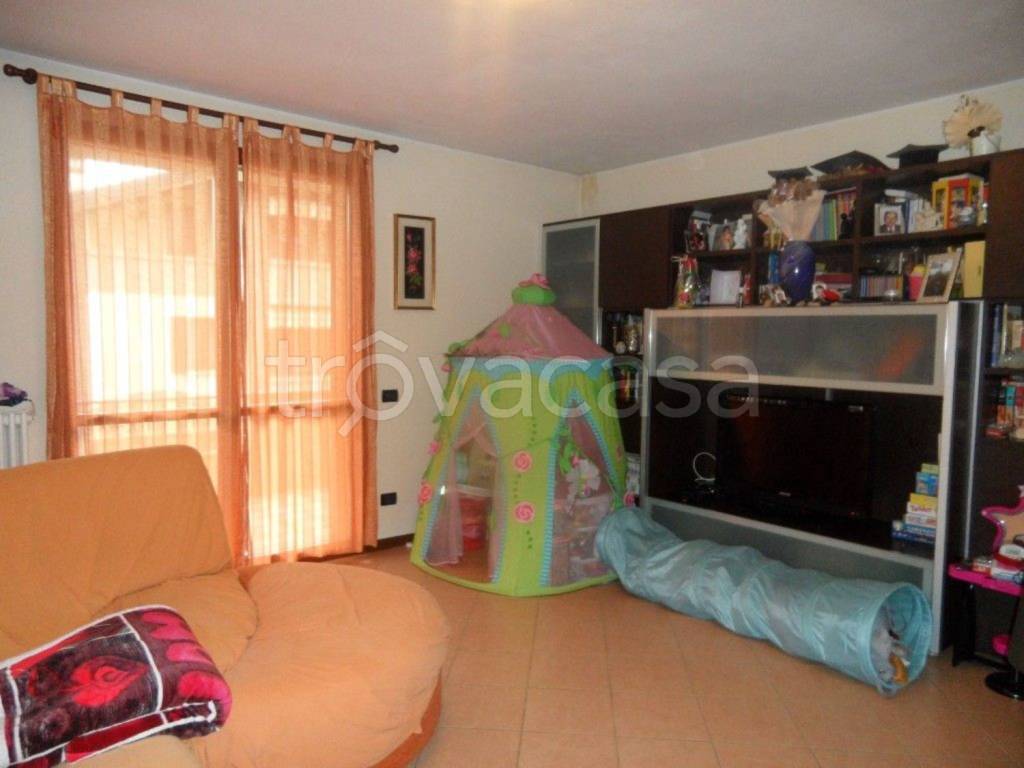 casa indipendente in vendita a Reggio nell'Emilia in zona Rivalta