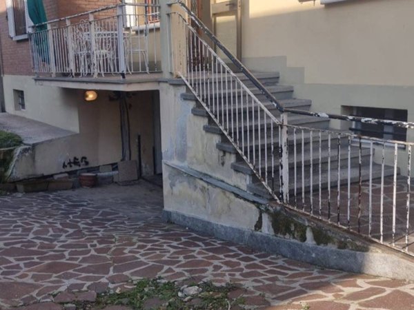 casa indipendente in vendita a Reggio nell'Emilia