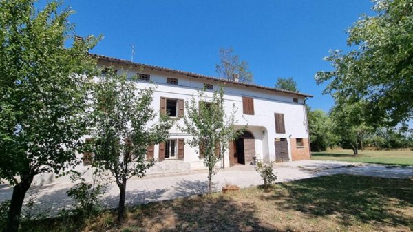 casa indipendente in vendita a Reggio nell'Emilia in zona Sesso