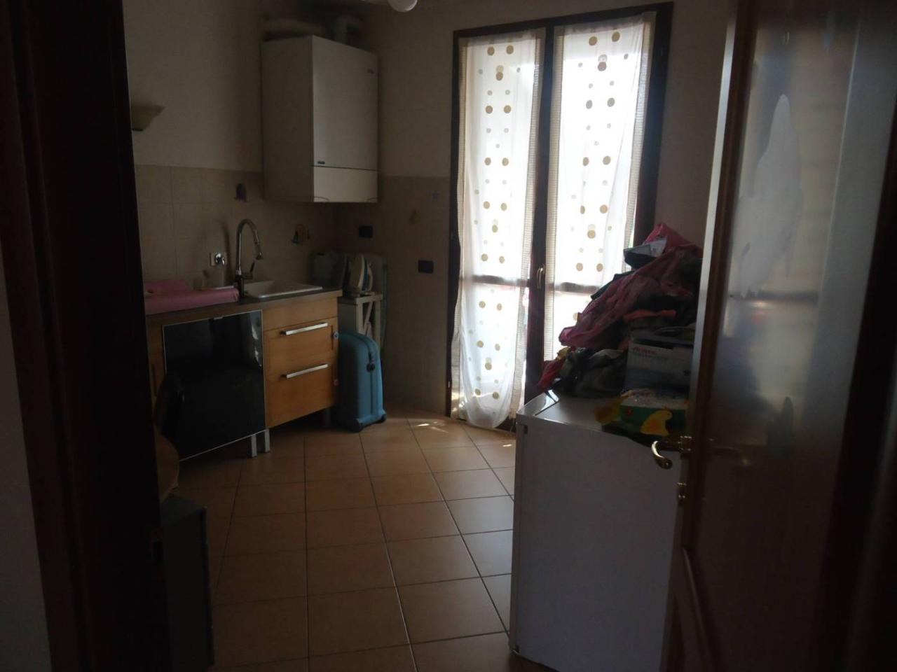 casa indipendente in vendita a Reggio nell'Emilia in zona Codemondo