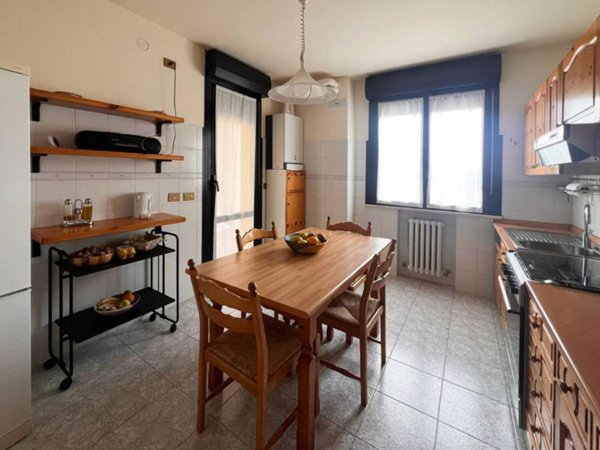 appartamento in vendita a Reggio nell'Emilia in zona Città Storica