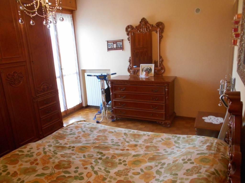 casa indipendente in vendita a Reggio nell'Emilia in zona Sesso