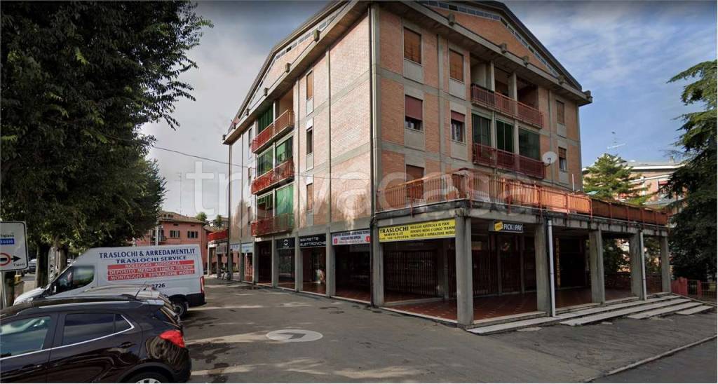 appartamento in vendita a Reggio nell'Emilia in zona Ospizio