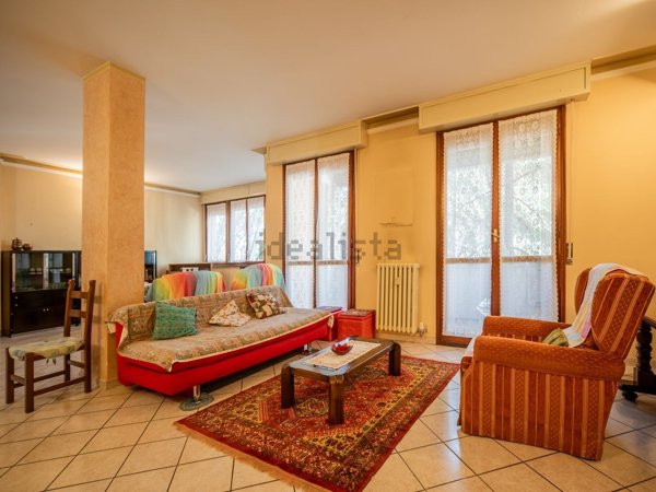 appartamento a Reggio nell'Emilia in zona San Pellegrino / Villa Canali