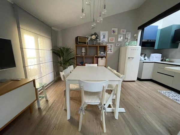 casa indipendente in vendita a Reggio nell'Emilia in zona Città Storica