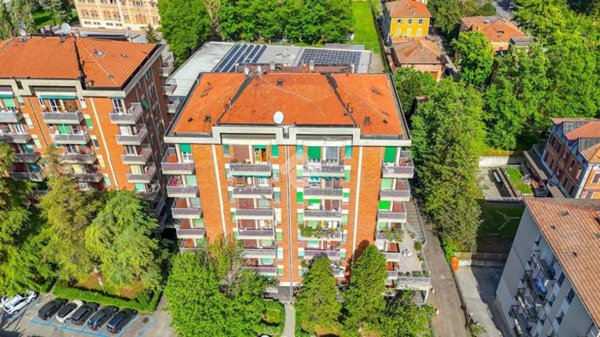 appartamento in vendita a Reggio nell'Emilia in zona Città Storica