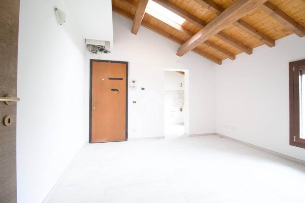appartamento in vendita a Reggio nell'Emilia in zona Città Storica