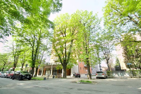 appartamento in vendita a Reggio nell'Emilia in zona Città Storica