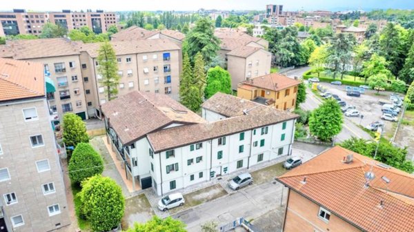 appartamento in vendita a Reggio nell'Emilia in zona Città Storica