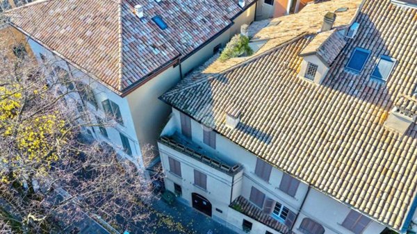 appartamento in vendita a Reggio nell'Emilia in zona Città Storica